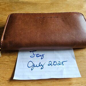 Portland Leather Goods Honey Large Accordion Wallet in EUC.